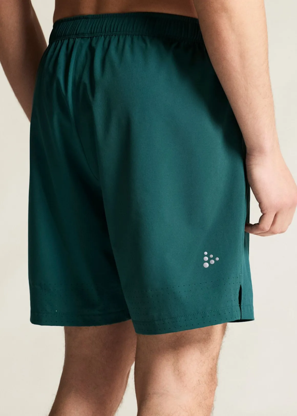 ADV ESSENCE SHORTS M
