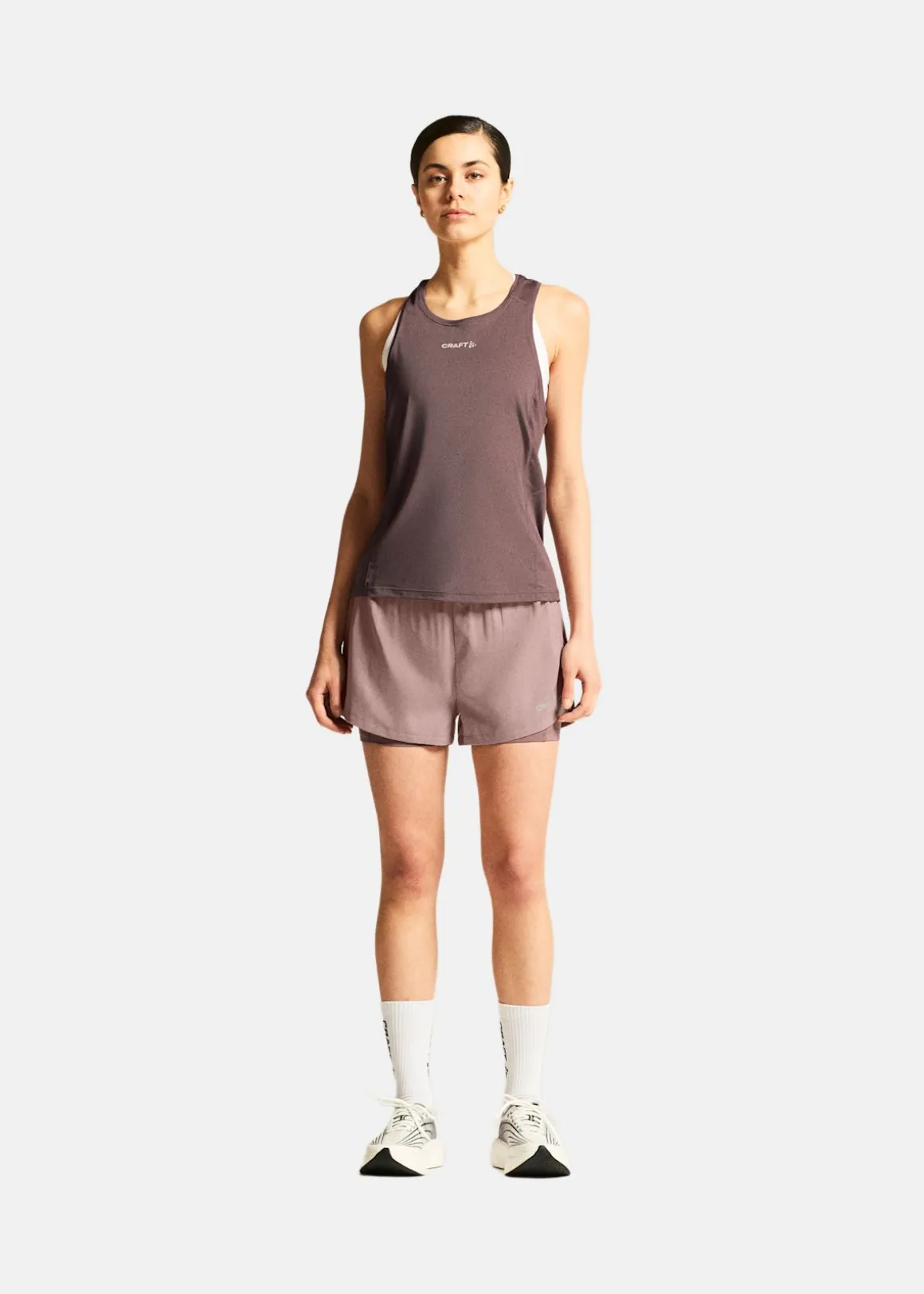 ADV ESSENCE SINGLET 2 W