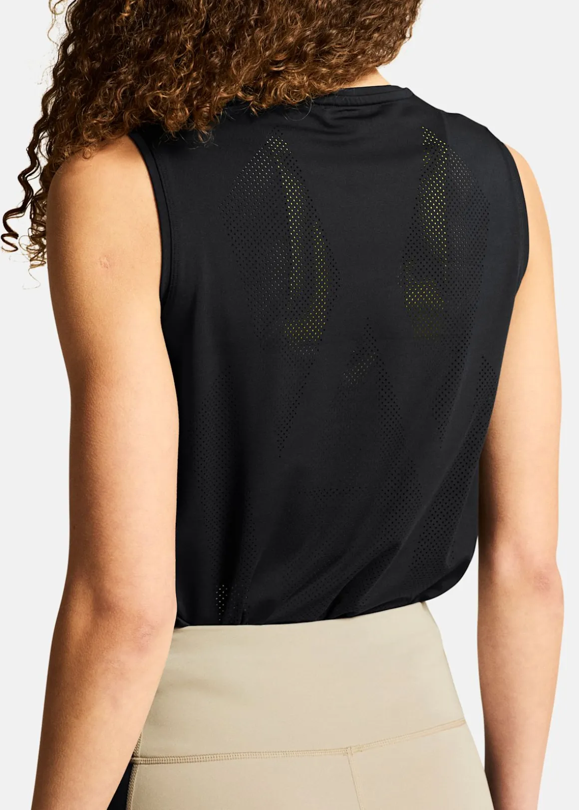 ADV TONE PERFORATED TANK TOP W