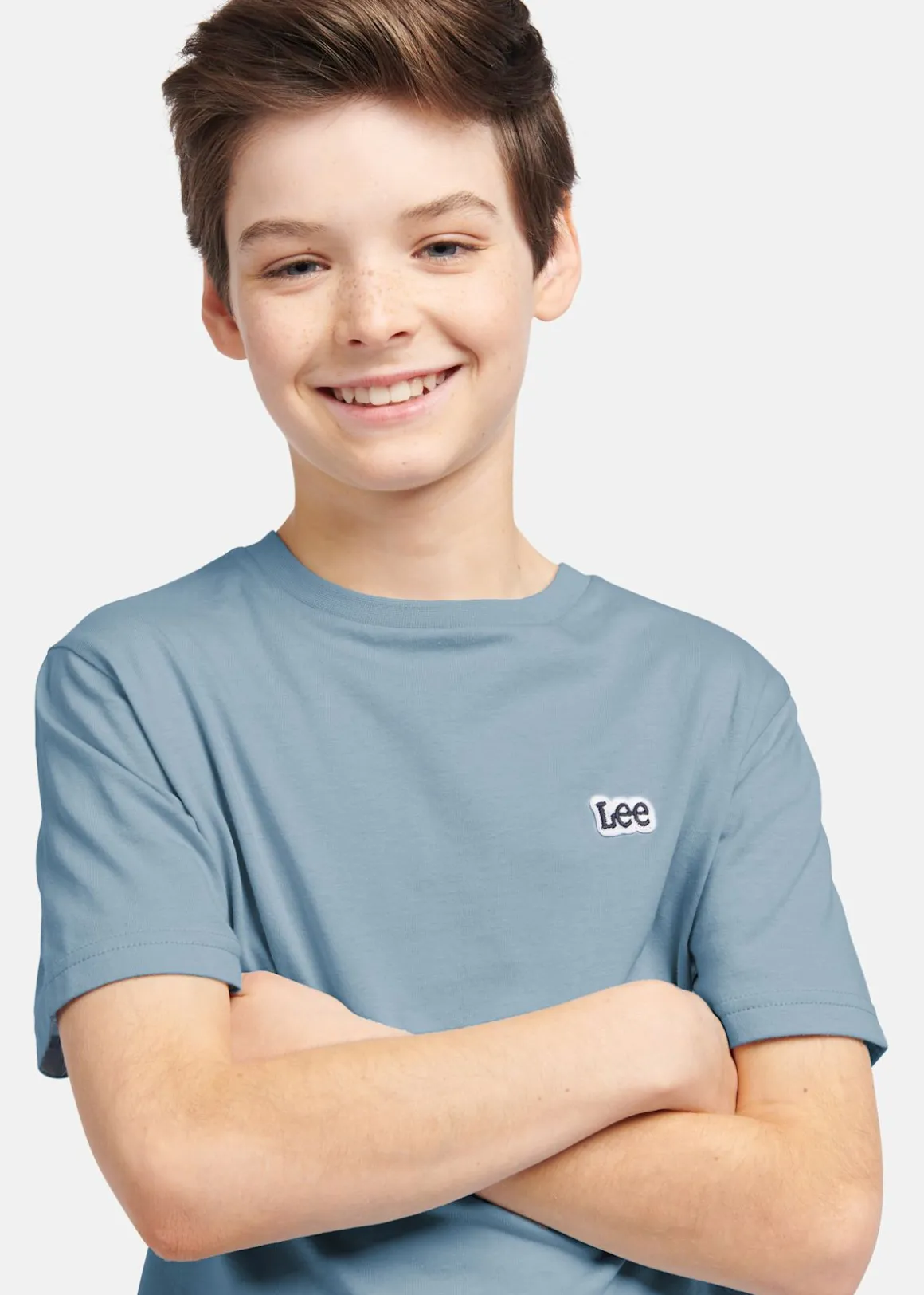 BADGE T-SHIRT