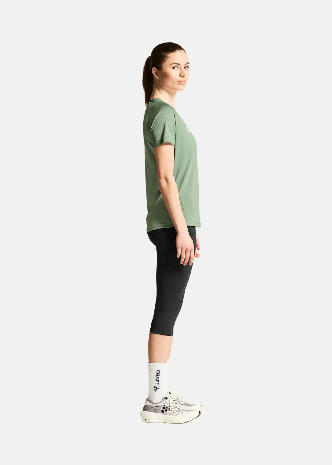 CORE ESSENCE LOGO TEE W