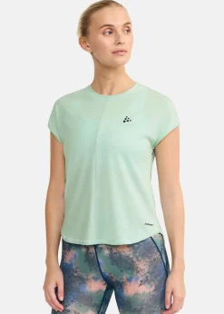 CORE ESSENCE SS TEE W