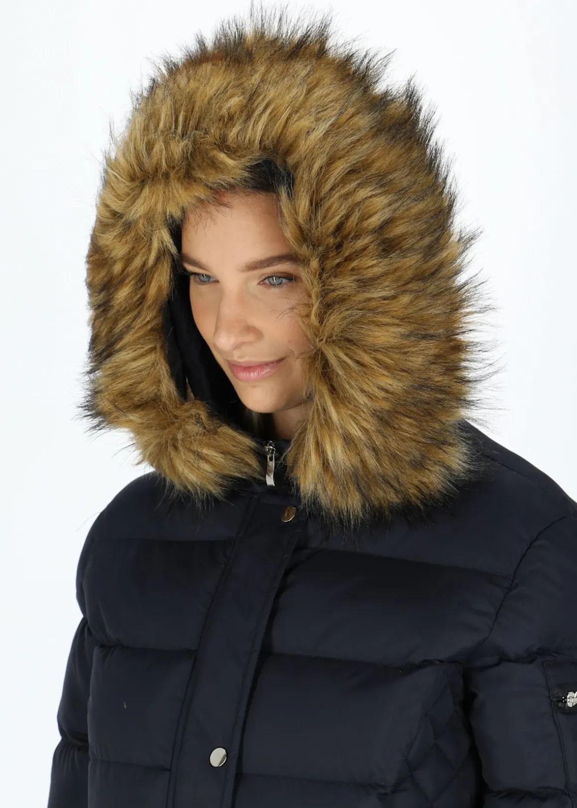 Emelie -2