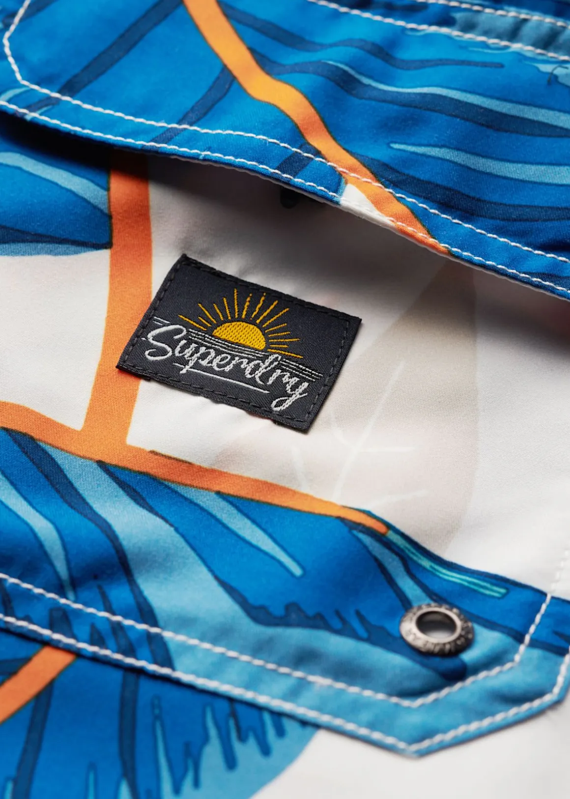 HAWAIIAN PRINT 17" SWIM SHORT