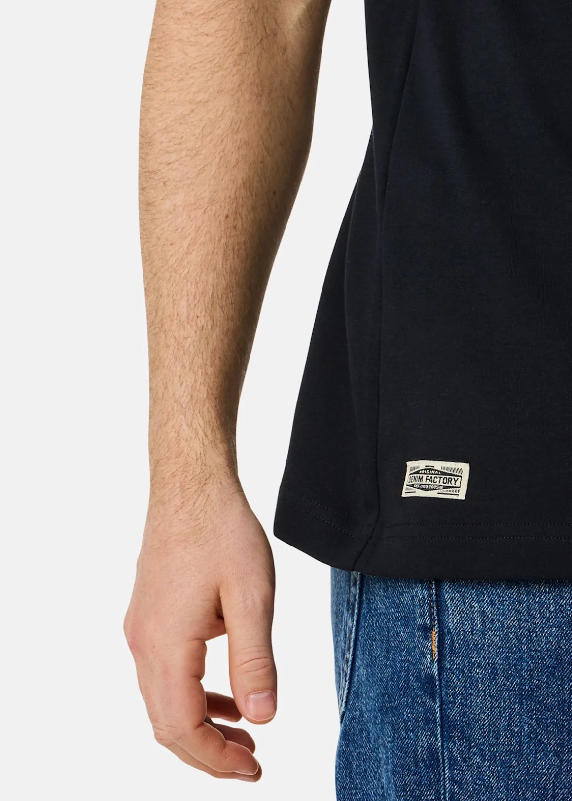 Heavy Tee