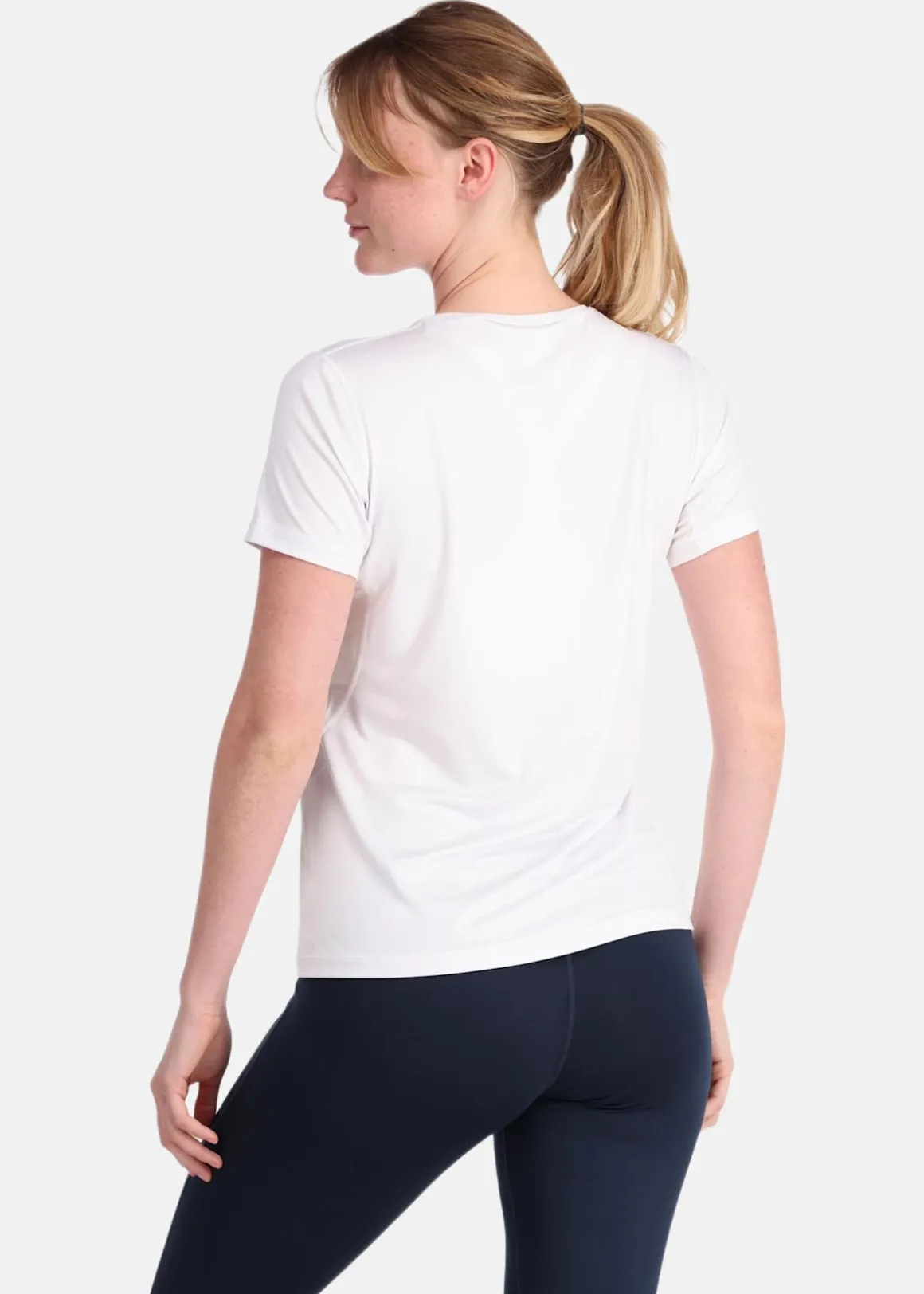 NORA 2.0 TEE