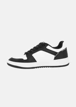 RD18 2.0 LOW Low Cut Shoe