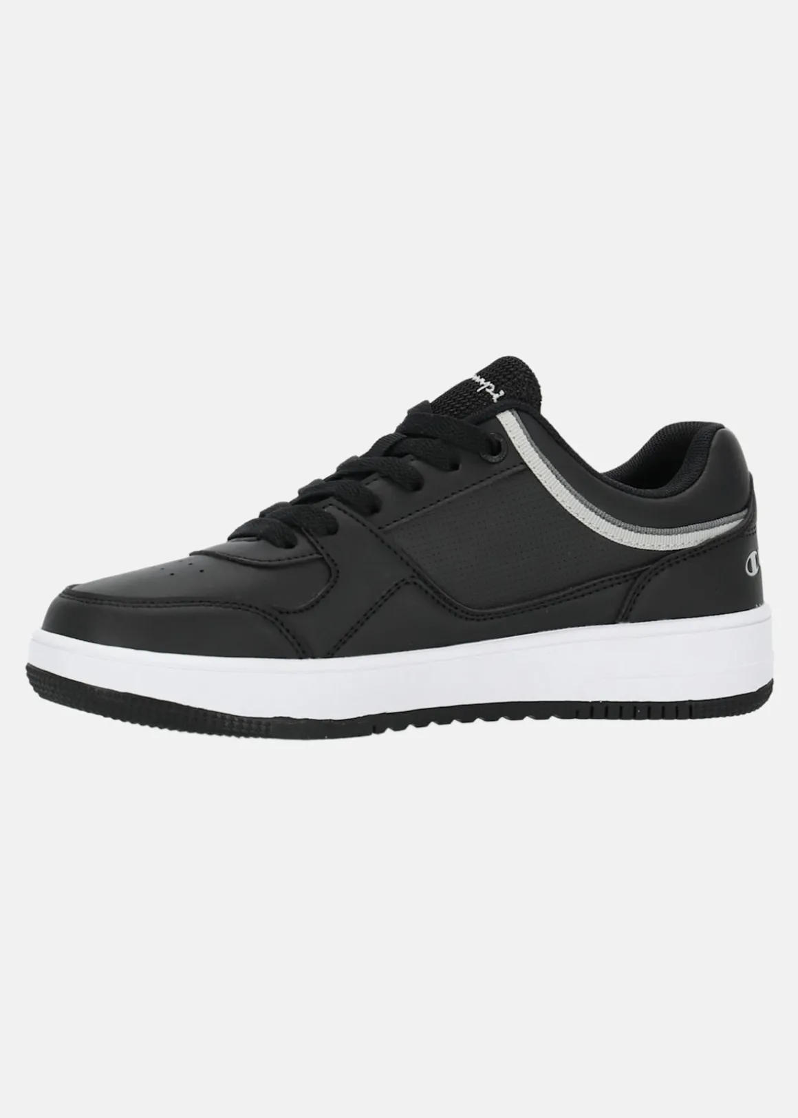 RD18 LOW B GS Low Cut Shoe