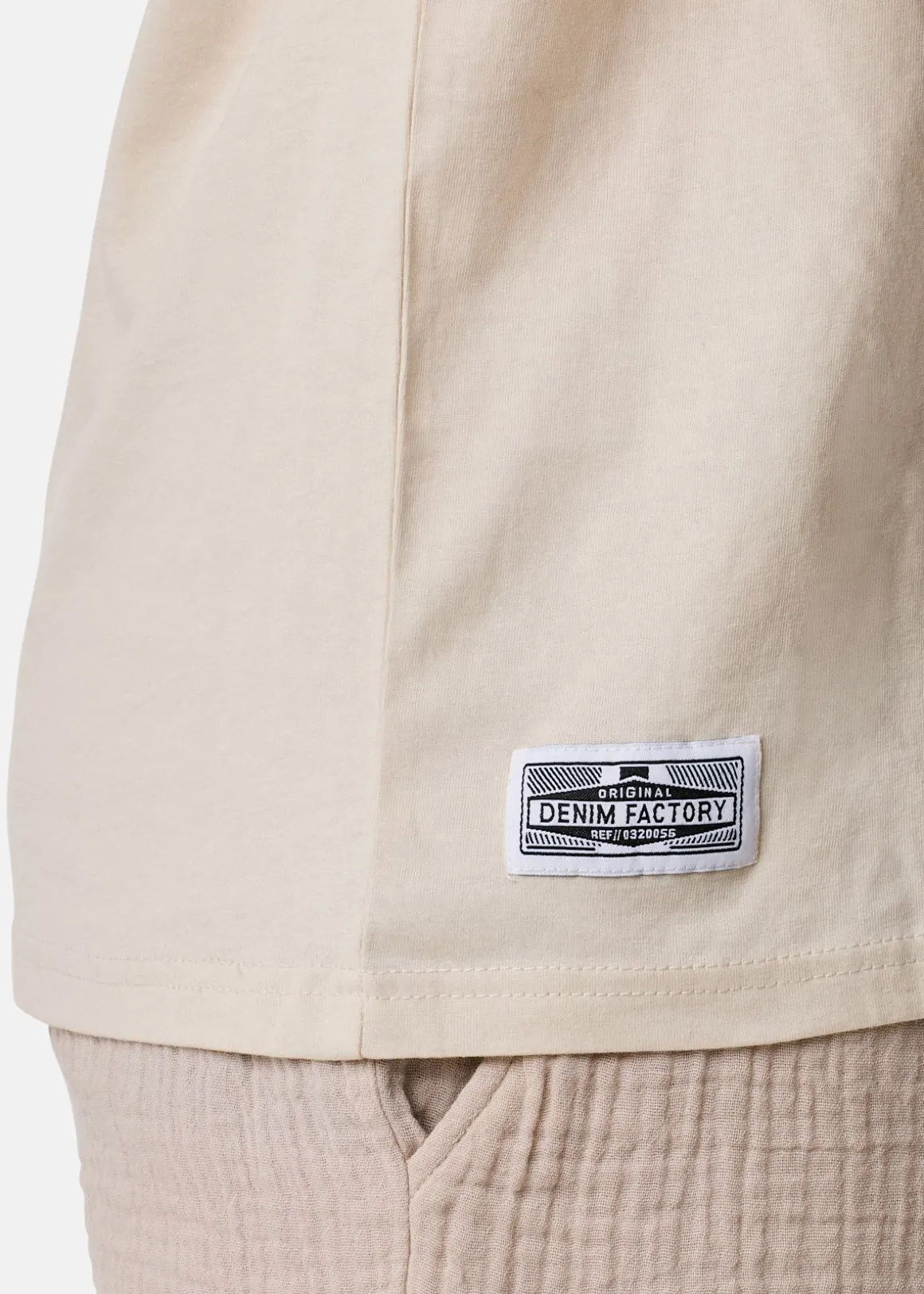 Relax Tee