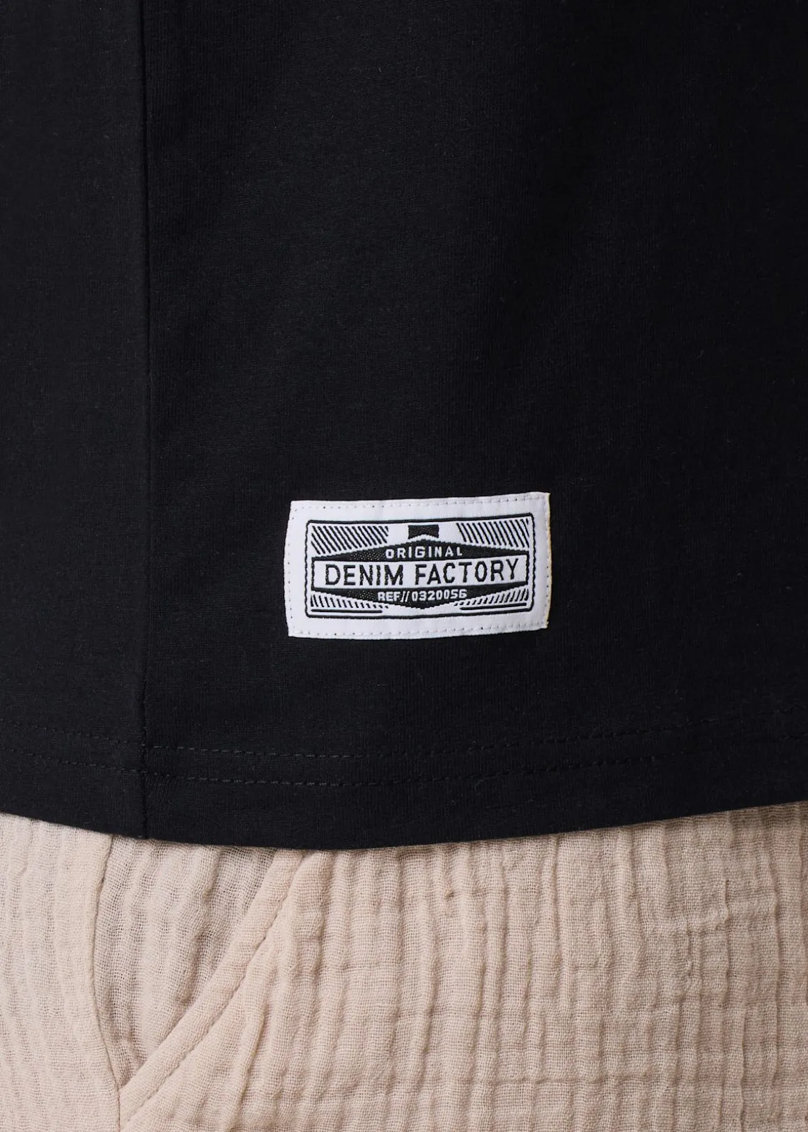 Relax Tee
