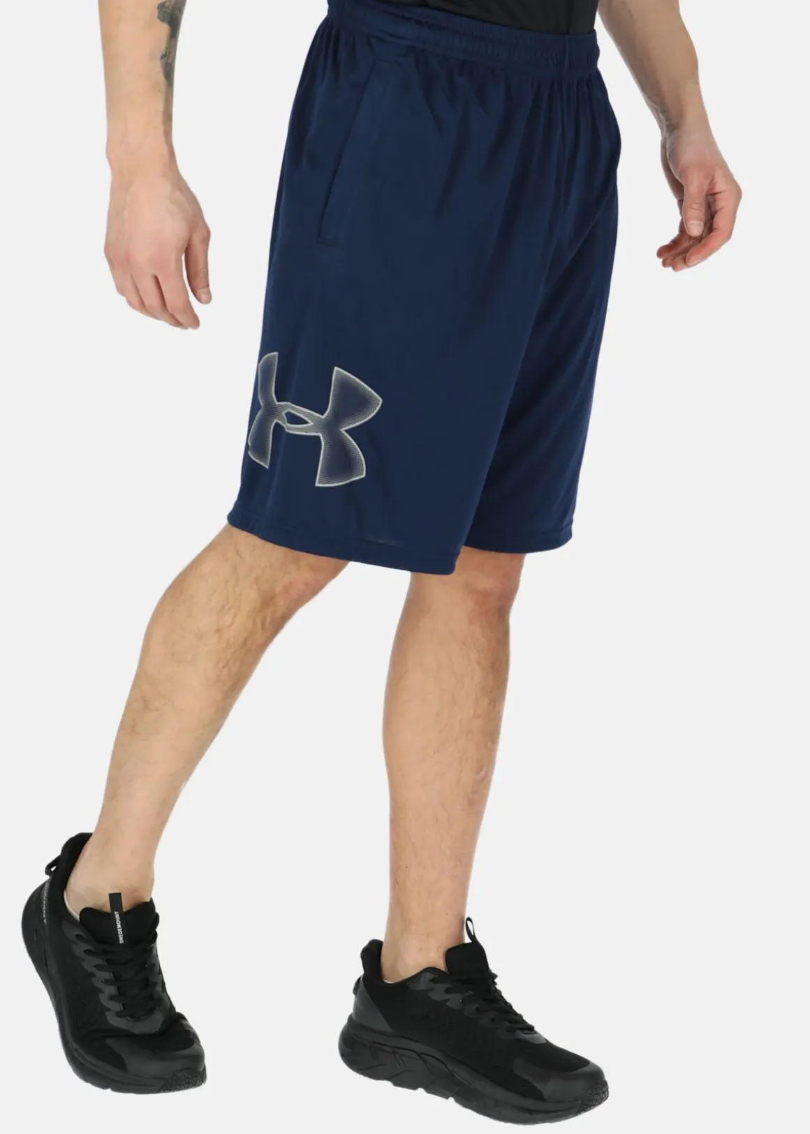 UA TECH GRAPHIC SHORT
