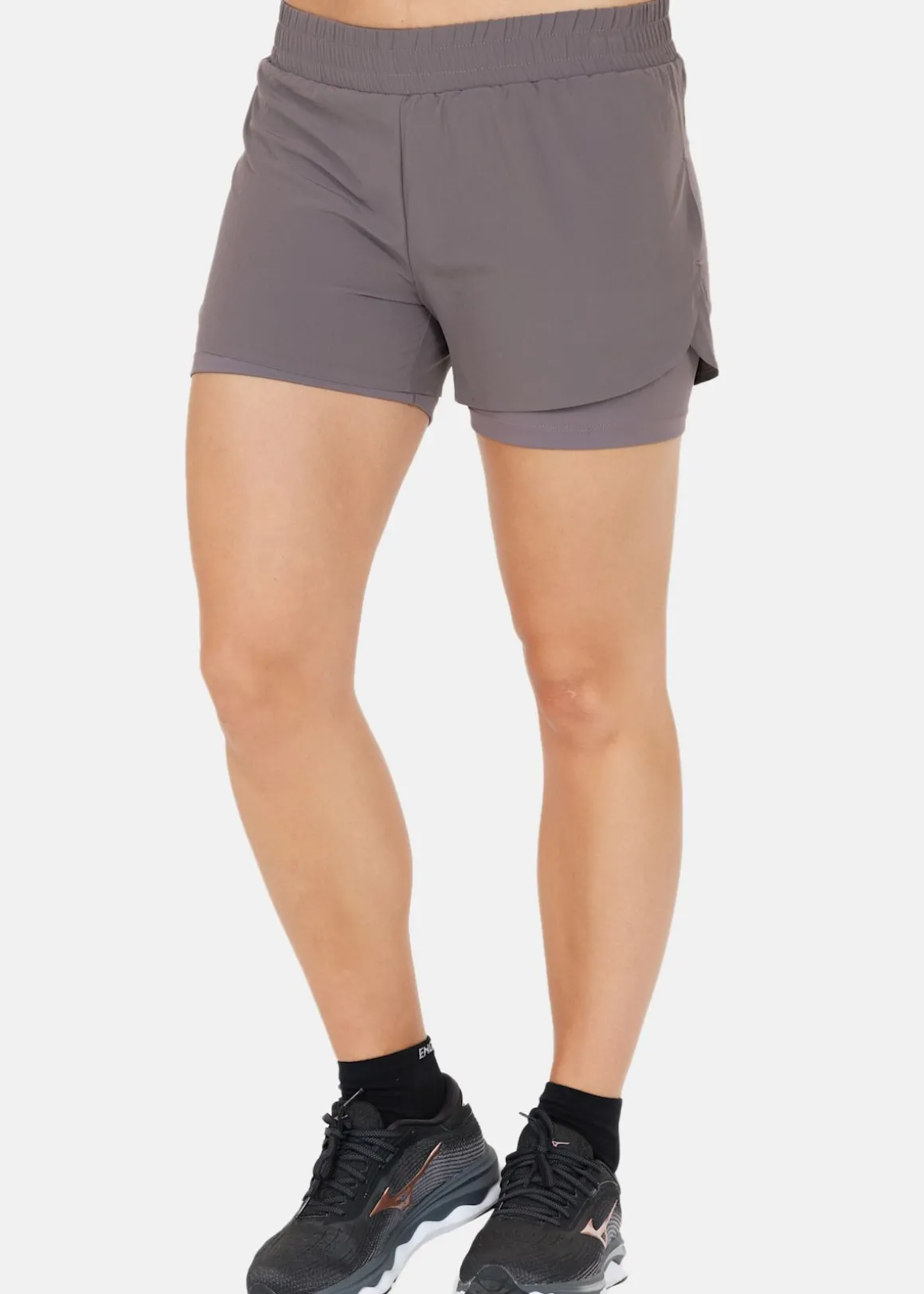 Val W Shorts