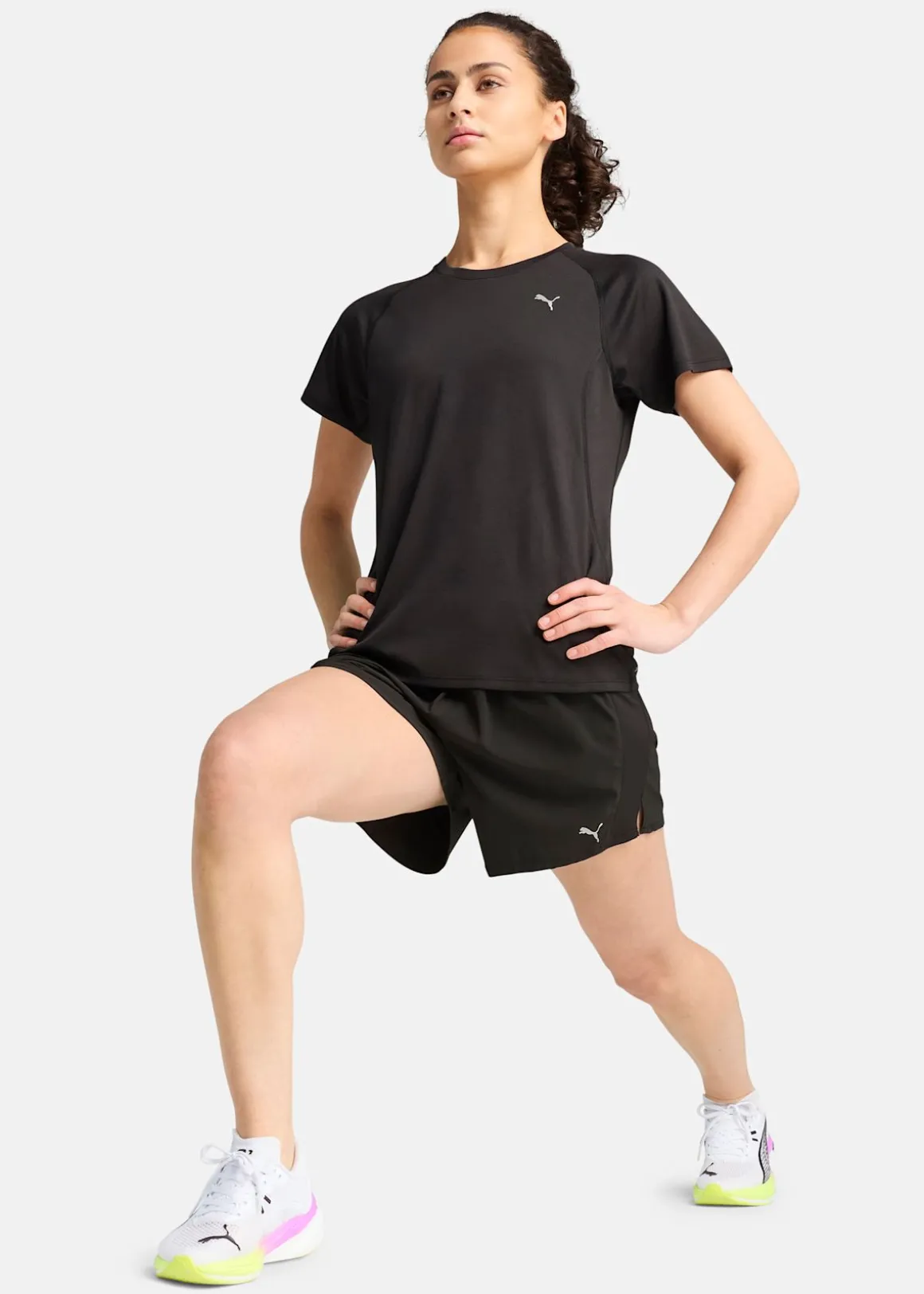 W RUN VELOCITY TEE (POLY)